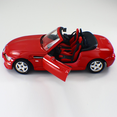 Porcellana 1/24 muore modello miniatura dell'automobile dell'automobile della lega di colata della scala delle automobili di modello dell'automobile scoperta a due posti su ordinazione rossa di BMW fornitore