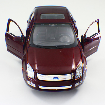 Porcellana La fusione C2420 di 2006 Ford muore automobile di modello raccoglibile su ordinazione delle automobili di modello della scala dell'automobile della lega di colata fornitore