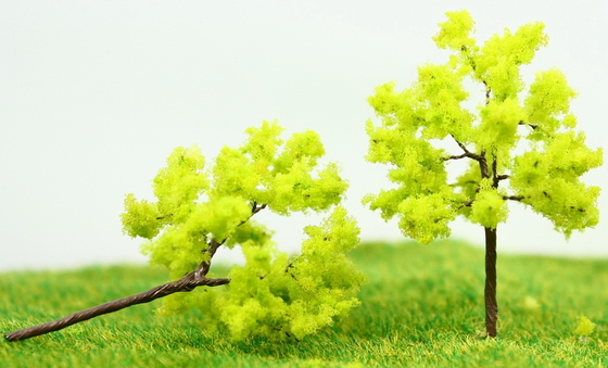 Porcellana Personalizzati in miniatura alberi modello giallo verde Avenue filo metallico dell'albero 5 cm fornitore