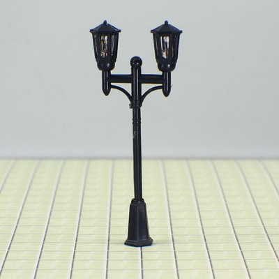 Porcellana OEM scala HO Street Lighting Train Layout modello lampada postare 6,5 cm fornitore