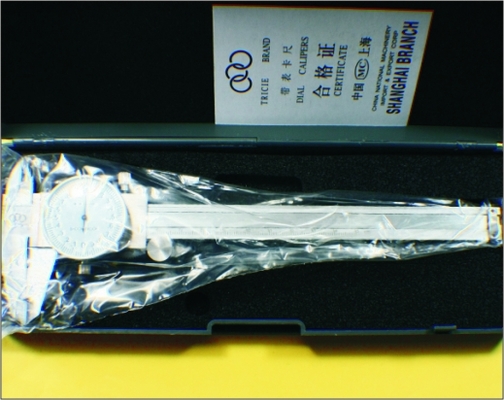 Porcellana MA06-109 Dial Caliper in miniatura strumenti di modellazione per la scala di modellismo fornitore
