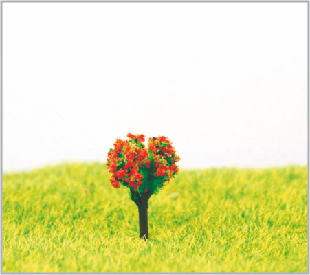 Porcellana Alberi di modello miniatura rossi su ordinazione fatti a mano di S4018 1.8cm per la disposizione del parco a tema fornitore