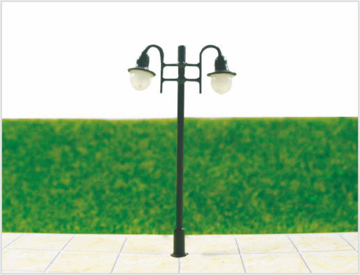 Porcellana T46 6V due teste Street scala in plastica modello lampione per Train Layout 6 cm fornitore