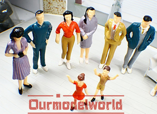 il modello femminile della gente interna miniatura di 7.0cm calcola l'imballaggio su ordinazione del ODM dell'OEM fornitore