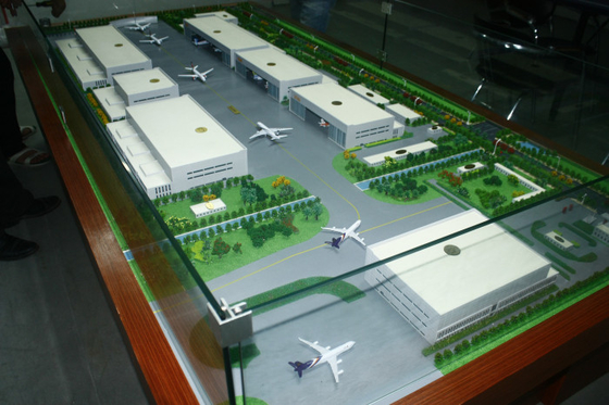 Miniatura di modello architettonica su misura del creatore 3D per la disposizione dell'aeroporto fornitore