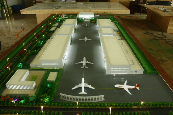 Miniatura di modello architettonica su misura del creatore 3D per la disposizione dell'aeroporto fornitore