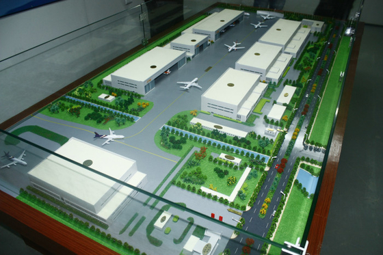Miniatura di modello architettonica su misura del creatore 3D per la disposizione dell'aeroporto fornitore