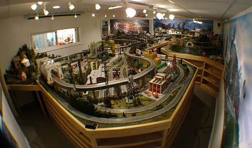 Creatore di modello architettonico miniatura della stazione ferroviaria, pianificazione di progetto della stazione ferroviaria fornitore
