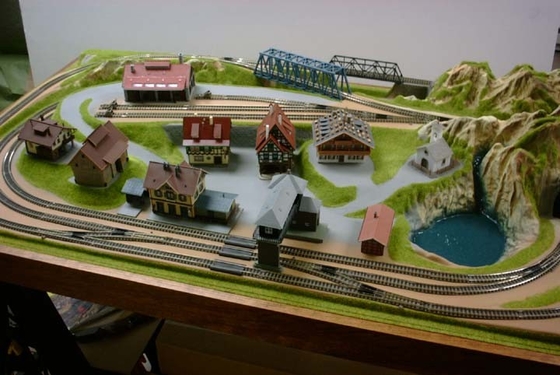 Creatore di modello architettonico miniatura della stazione ferroviaria, modello della disposizione della costruzione fornitore