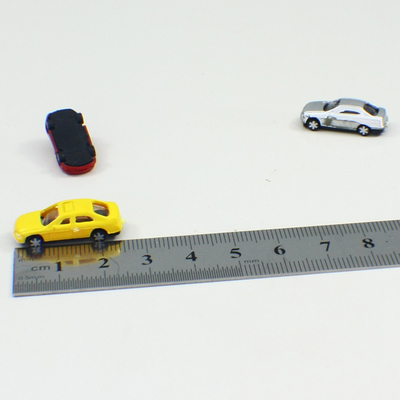 Automobili di modello su ordinazione della scala di 1:200 di plastica, automobile di modello variopinta di costruzione del bordo della strada ferroviario fornitore