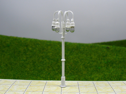 Palo della luce luminoso 5.5cm del modello di scala della via di T53-Custom 6V per la disposizione NOIOSA del treno fornitore