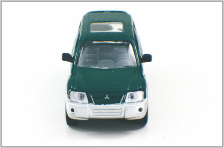 1/43 ha fuso sotto pressione le automobili di modello su ordinazione Mitubishi Pajero della scala della lega verde per la raccolta &amp; il regalo fornitore