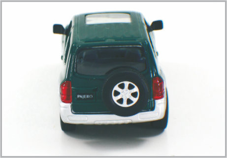 1/43 ha fuso sotto pressione le automobili di modello su ordinazione Mitubishi Pajero della scala della lega verde per la raccolta &amp; il regalo fornitore
